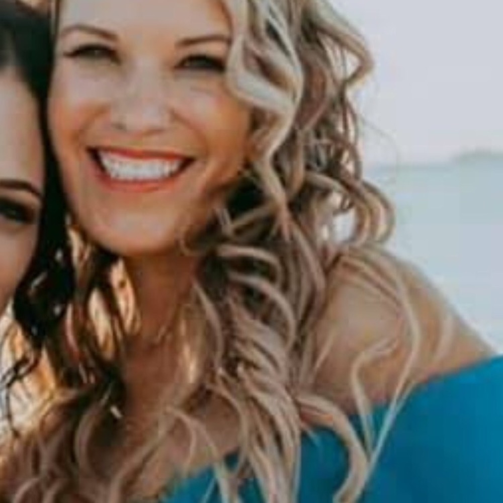 Meet your Posher, Annie